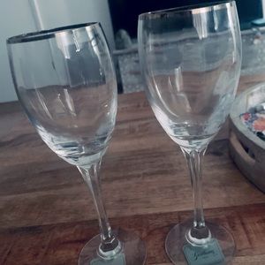 Adante Tall Platinum Wine Glasses